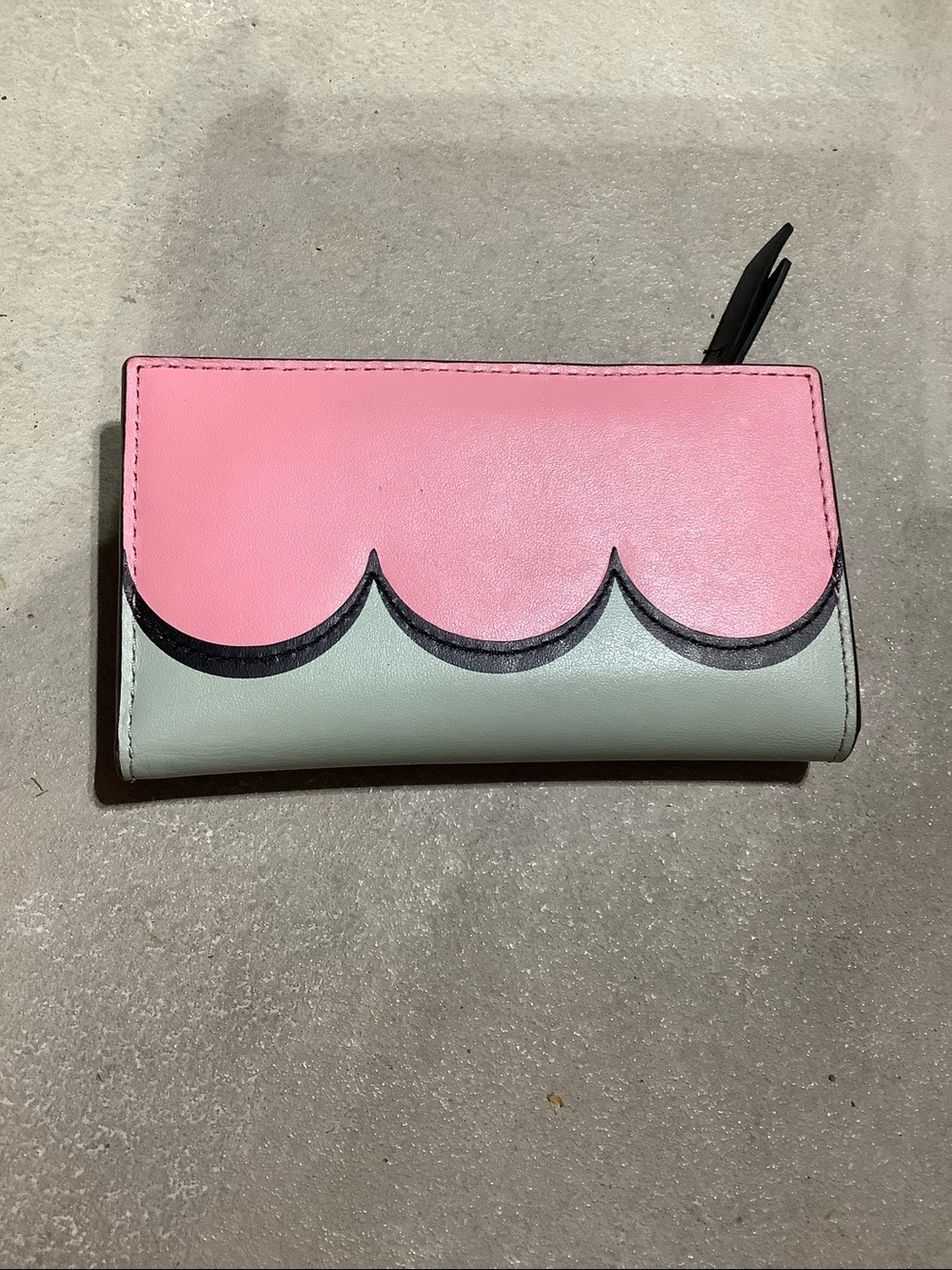 Kate spade pink & green scalloped folding wallet - Picture 2 of 7